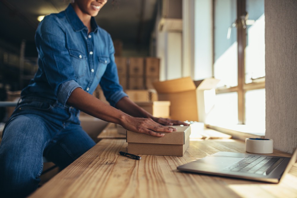 What are the Differences Between Warehousing and Fulfillment Centers?